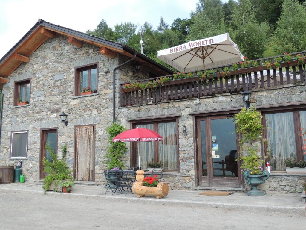 Mazzo di Valtellina Agriturismo Al Castagnetoヴィラ エクステリア 写真