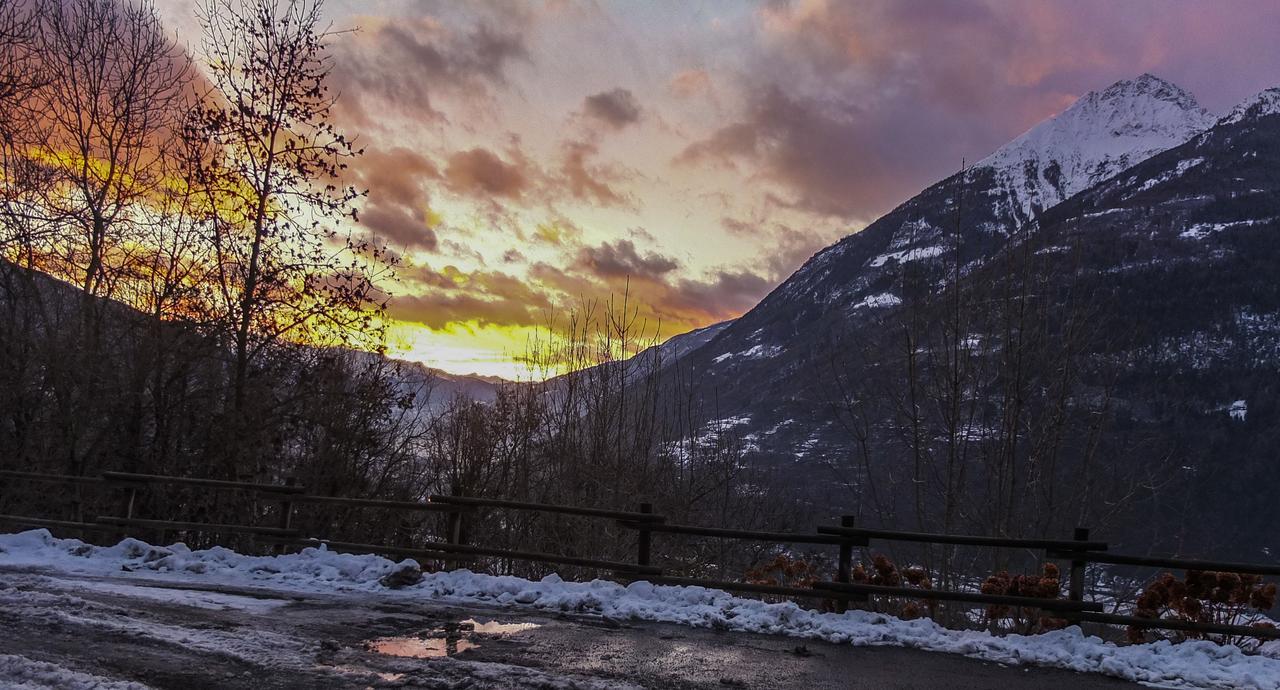 Mazzo di Valtellina Agriturismo Al Castagnetoヴィラ エクステリア 写真