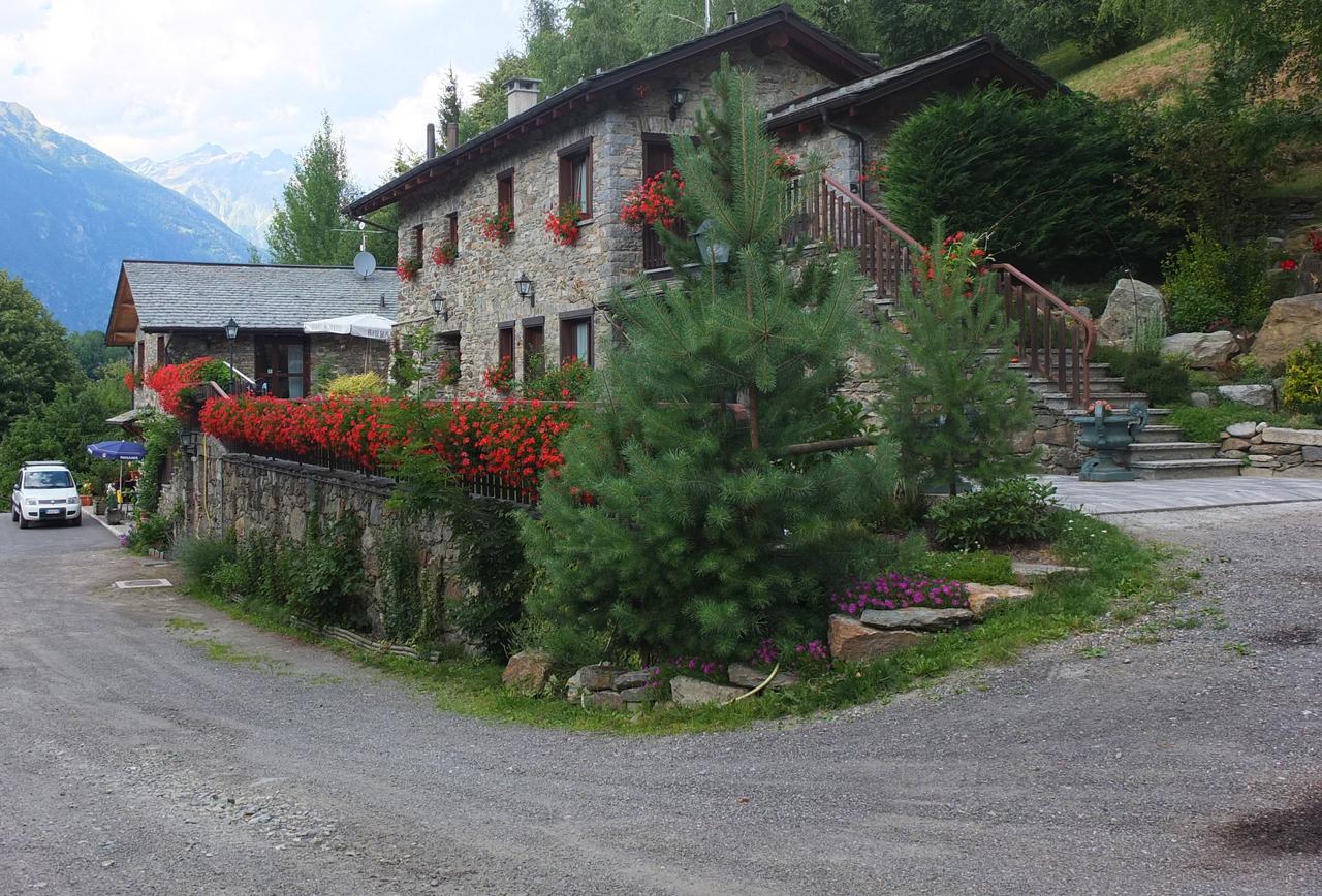 Mazzo di Valtellina Agriturismo Al Castagnetoヴィラ エクステリア 写真